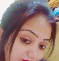 Khushi Punjaɪ𝕟𝙙ꜞⲣ𝕖𝕟𝙙𝕖𝕟ț Housewife - এস্কর্ট in New Delhi