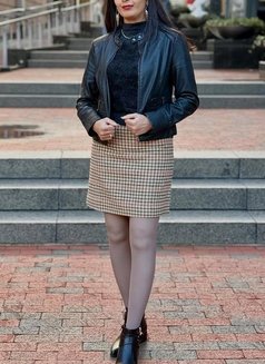 Simran - escort in Dabhoi Photo 2 of 6