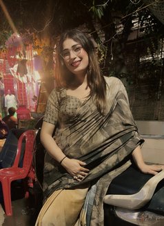 Evaaxx - Transsexual escort in Indore Photo 3 of 4