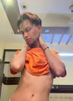 Vampyyy - Transsexual massage in New Delhi Photo 1 of 12