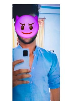 Kunal - Male escort in New Delhi Photo 4 of 4