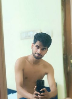 Karan 3 - Male escort in Jaipur Photo 3 of 8