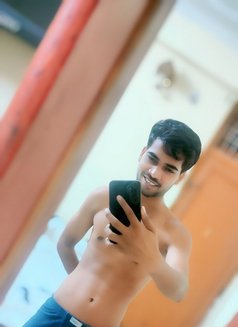 Karan 3 - Male escort in Jaipur Photo 7 of 8