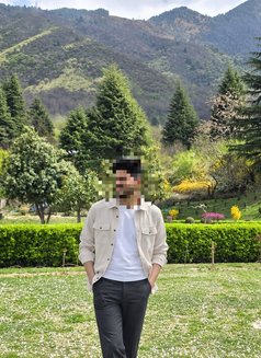 Sunny - Male escort in New Delhi Photo 1 of 2