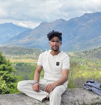 Sunny - Male escort in New Delhi