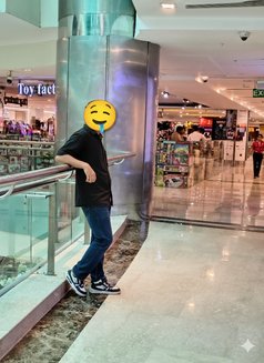 Rohit - Male escort in New Delhi Photo 4 of 4