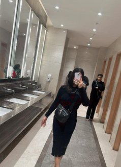 Ishani - escort in Candolim, Goa Photo 3 of 4