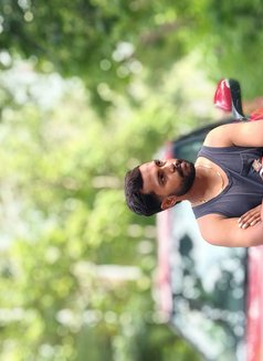 Shubh - Male escort in Noida Photo 1 of 4