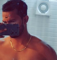 Shubh - Male escort in Noida