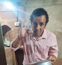 Good Fill Fun - Male adult performer in Ratnagiri