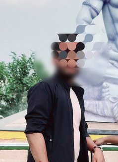 Sunny92 - Male massage in Pune Photo 1 of 1