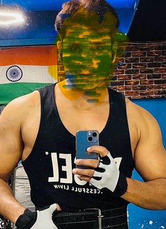 Rocky only female sarvic - Male massage in Mumbai Photo 1 of 6