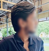 Ayush Independent Young Guy - Male ఎస్కార్ట్ in Gurgaon