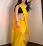 Hot Simran - এস্কর্ট in Candolim, Goa Photo 1 of 7
