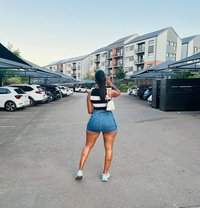 Mona - escort in Pondicherry