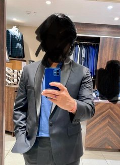 Karan Sehgal - Male escort in New Delhi Photo 1 of 1