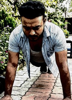 🟢Maheer(Professional And Indipendent)🟢 - Male escort in Kolkata Photo 4 of 10