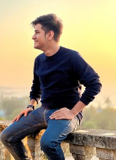 Moment Maker - Male এস্কর্ট in Mumbai Photo 2 of 6