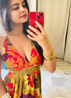 Nivya Bangalore Sexual Real Meet Escort - எஸ்கார்ட் in Bangalore Photo 1 of 2