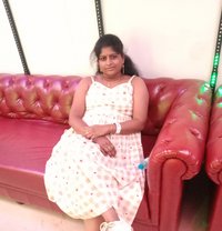 Meghnareddy - escort in Candolim, Goa Photo 2 of 3