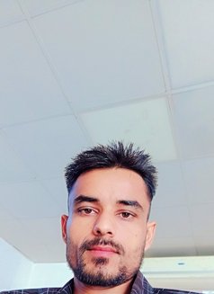 Desi bigbull - Male escort in New Delhi Photo 3 of 3