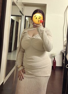 Mansi - escort in New Delhi Photo 5 of 6