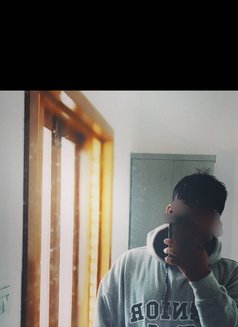 The Unknown - Male एस्कॉर्ट in Bangalore Photo 1 of 3