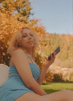 Beljeet Kaur video call only - Transsexual ఎస్కార్ట్ in Bangalore Photo 1 of 15