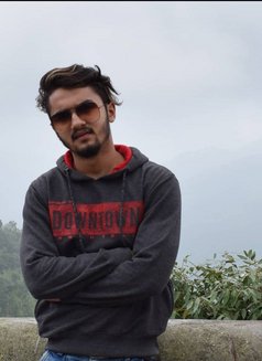 Nishant Mr - Male మసాజ్ in New Delhi Photo 5 of 7