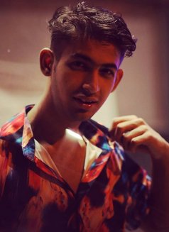 Villian - Male escort in Bangalore Photo 2 of 4