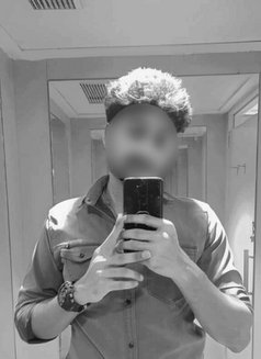 Vikram Delhi - Male एस्कॉर्ट एजन्सी in New Delhi Photo 1 of 5