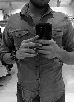 Vikram Delhi - Male एस्कॉर्ट एजन्सी in New Delhi Photo 5 of 5