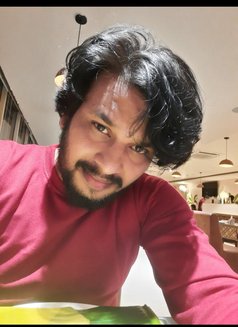 Karthik - Male एस्कॉर्ट in Hyderabad Photo 1 of 2