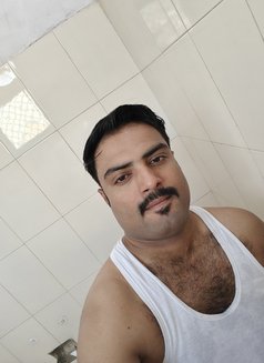 Mr.Kumar - Male எஸ்கார்ட் in New Delhi Photo 4 of 5