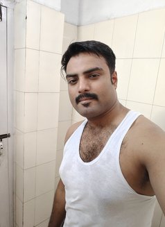 Mr.Kumar - Male எஸ்கார்ட் in New Delhi Photo 5 of 5