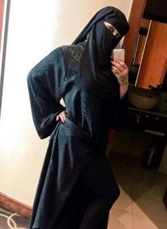 Zainab Cam Princess - एस्कॉर्ट in Mumbai Photo 2 of 4