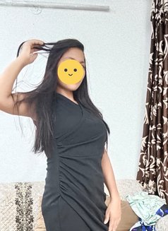 Anushka - escort in Noida Photo 1 of 4