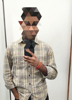 Aditya - For outcalls in Bangalore - Male எஸ்கார்ட் in Bangalore Photo 3 of 5