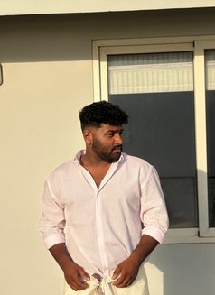 Adhwaith - Male escort in Kozhikode Photo 1 of 4