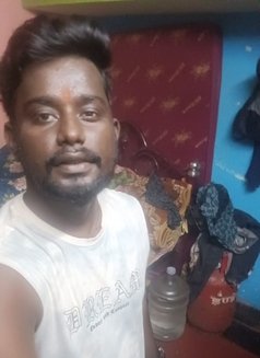 Carl - escort in Kolkata Photo 2 of 2