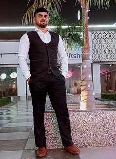 Vivek - Male escort in Gurgaon Photo 1 of 1