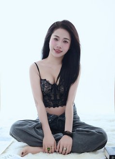 Isolde - escort in Mumbai Photo 7 of 7