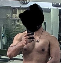 Arya - Male escort in New Delhi Photo 1 of 4