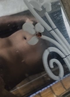 Arya - Male escort in New Delhi Photo 2 of 4