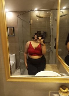 Shreya Singh - escort in Kolkata Photo 23 of 23