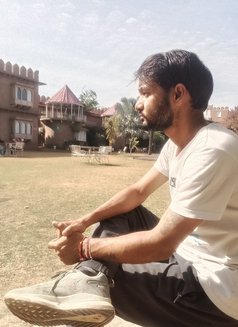 Shivam Kishor - Male मसाज in Noida Photo 3 of 5