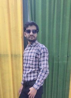 Shivam Kishor - Male मसाज in Noida Photo 2 of 5