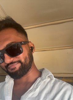 Sid69 - Male escort in Mumbai Photo 1 of 4