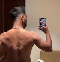 Sid69 - Male एस्कॉर्ट in Mumbai