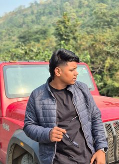 Suri - Male escort in Kolkata Photo 4 of 6